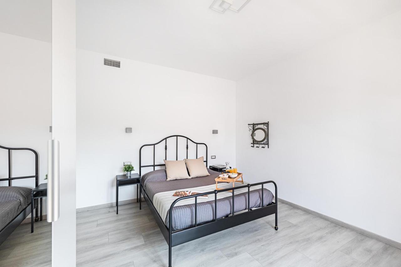 Il Quadrifoglio D4 Apartment By Wonderful Italy Сирмионе Екстериор снимка
